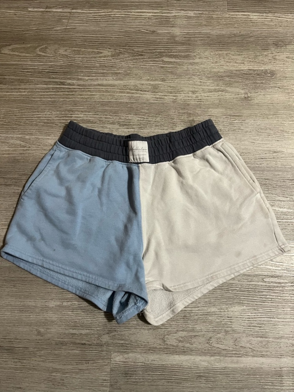 Hollister Ultra High Rise Patchwork Shorts Athletic Pants Women M Boxer Shorts